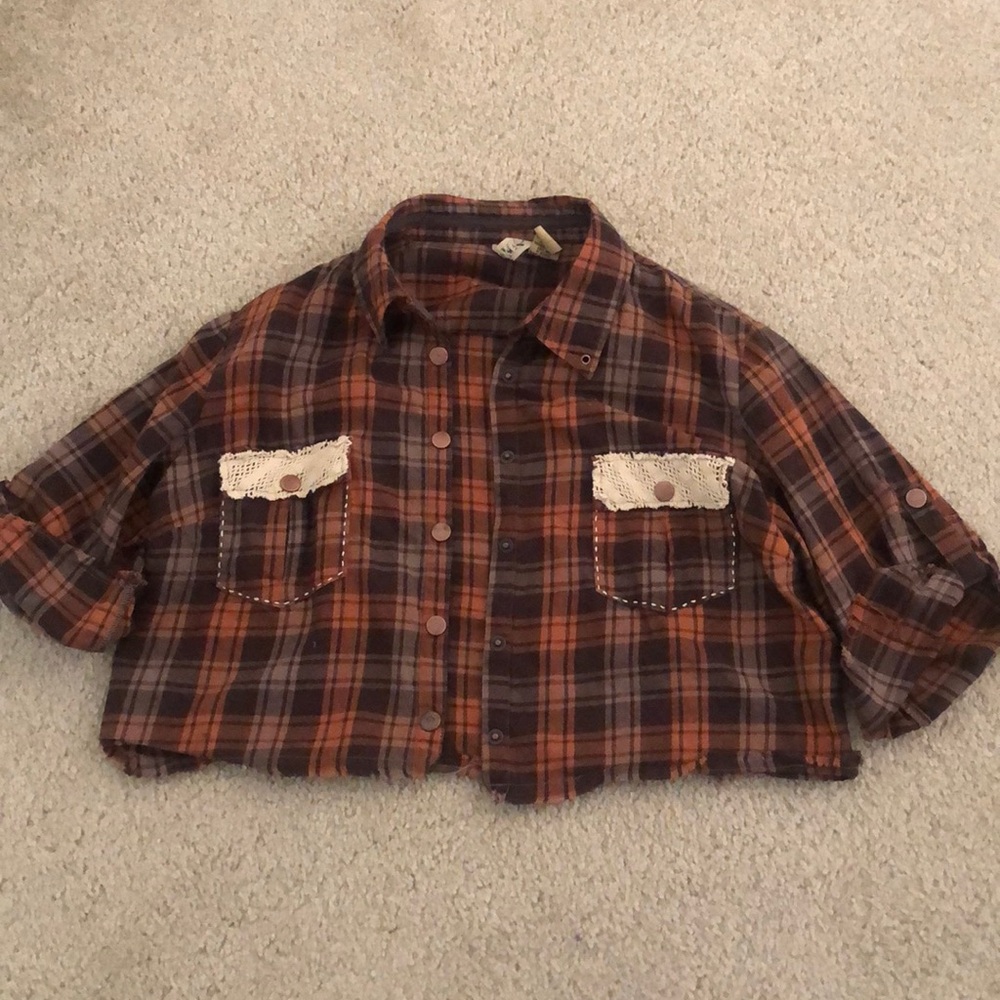 Buckle BKE cropped shirt